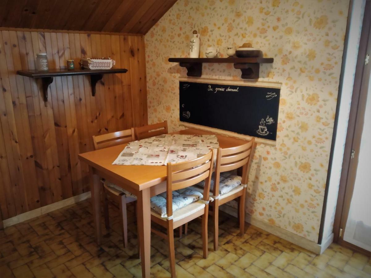 Au Grenier Charmant Aosta Luaran gambar