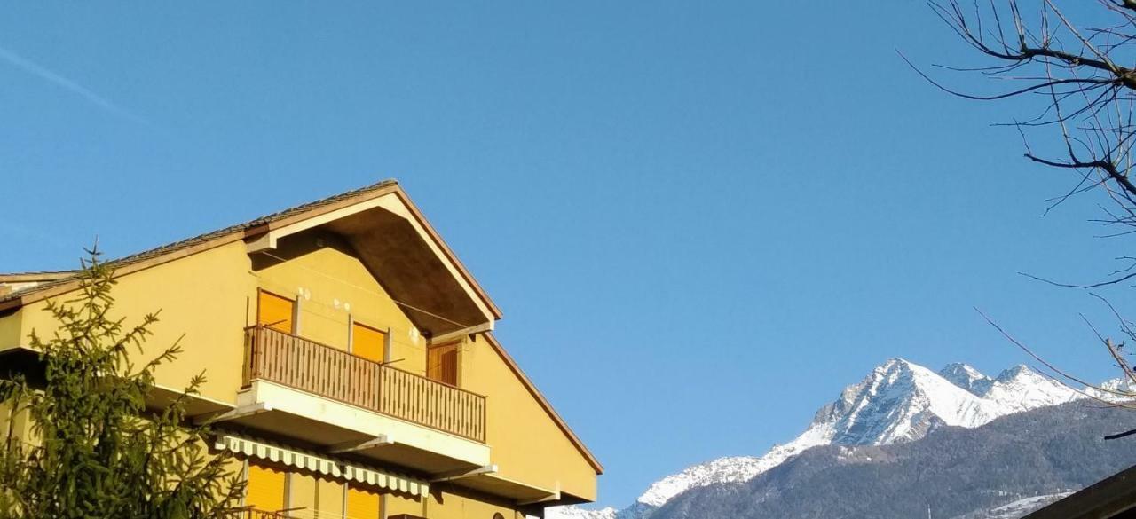 Au Grenier Charmant Aosta Luaran gambar